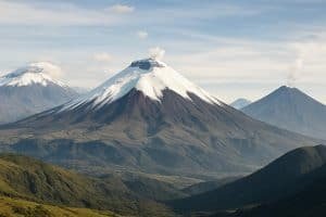 Volcanes del Ecuador: guía práctica para explorar, entender y disfrutar con seguridad